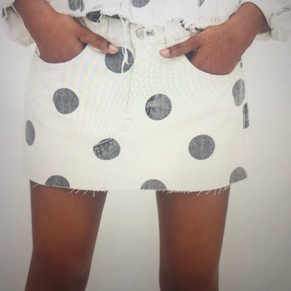 ZARA NWT PRINTED MINI SKIRT SIZE XS